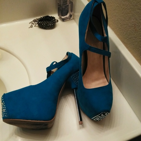 Shoes - Badazzeled stilletoes